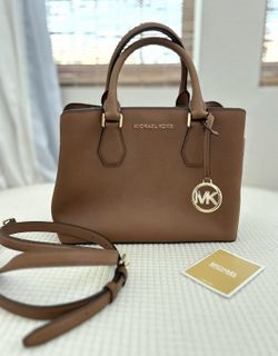 NEW Michael Kors Camille Medium Satchel 