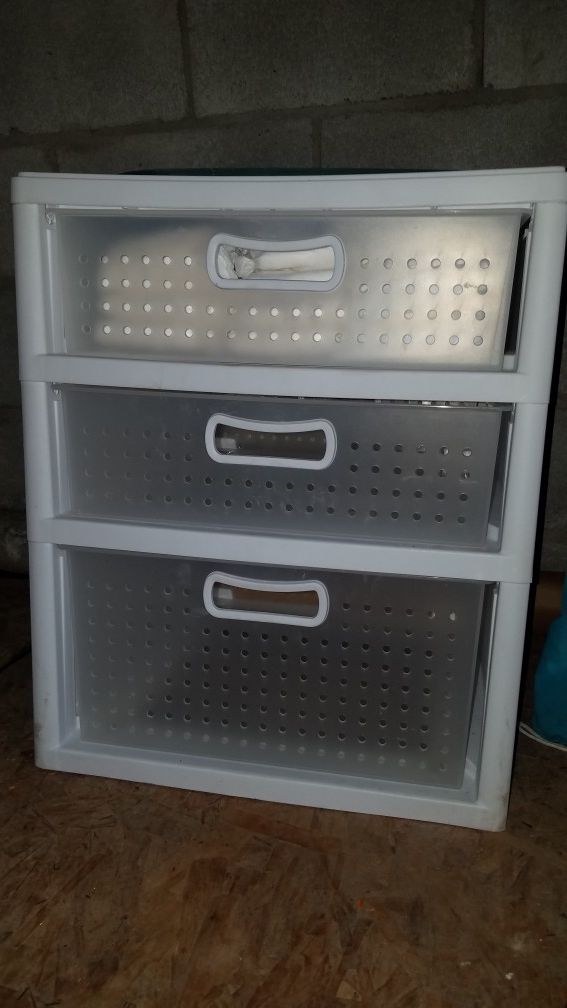 Storage drawers