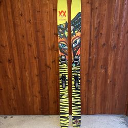 Volkl Revolt 121 With Marker Jester 16 Bindings. Size 184cm for