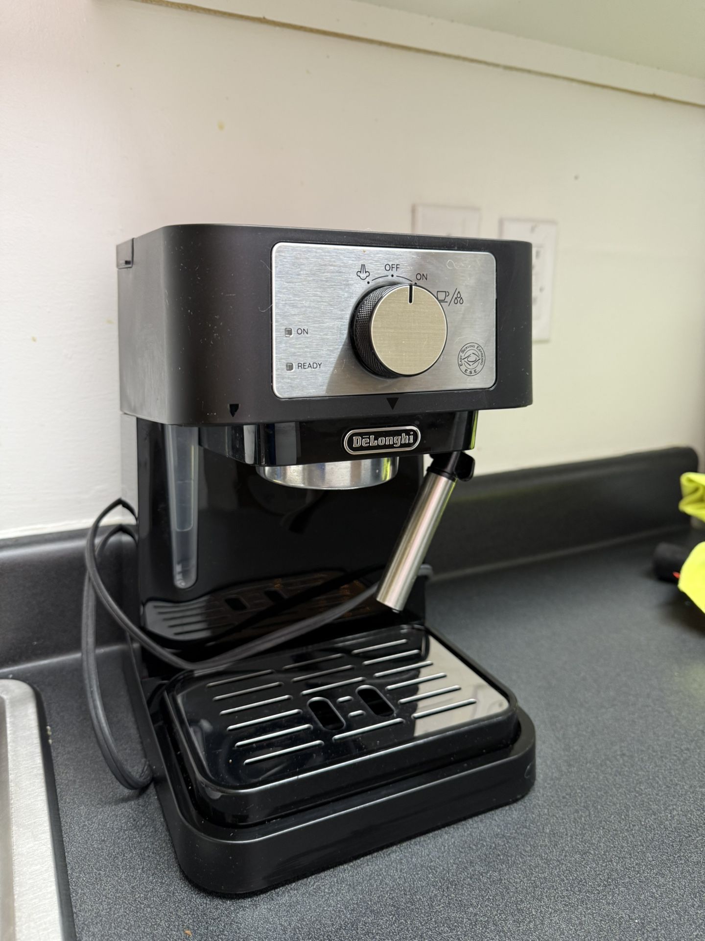 De’Longhi Espresso Machine
