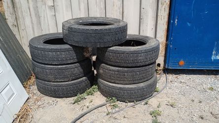 19.5 Heavy duty tires