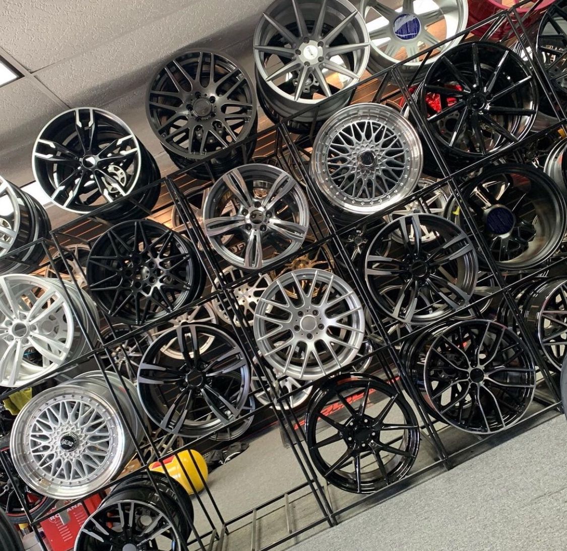🔥🔥🔥18 inch in stock!🔥🔥🔥(only 50 down payment / no credit needed )