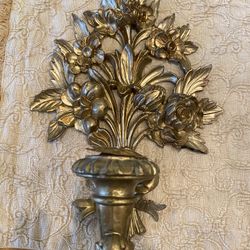 Vintage ITALY gold floral design wall sconce candle holder. Resin. 15 tall x 11 wide x 8 inches deep