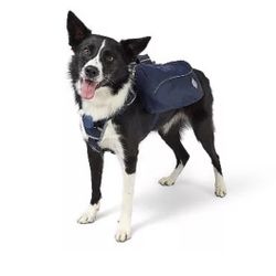 The cuddle collab X-Large dog backpack harness suitable for dogs 90 Ibs+.