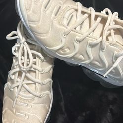 Nike Women Shoes
