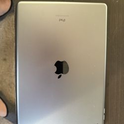iPad 7th Generation , ZAGG Case With Keyboard Charger