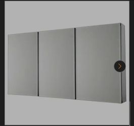 Medicine cabinet with mirror