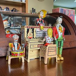 1940’s Lil Abner and his Dogpatch Band