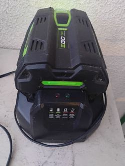 Batería y cargador las dos por $50 dólares