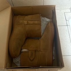 UGG toddler Ankle Boots Size 12 