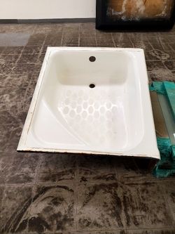 Vintage 1950's Bathtub/Shower