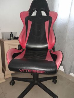 Game chair