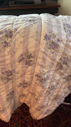 Comforter / Bedding