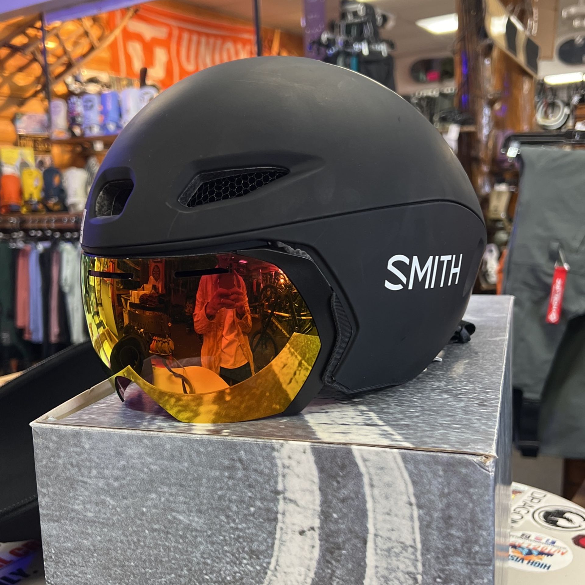 smith aero helmets Pilot Mips Helmet Matte Aura, L trial helmet Smith Ignite MIPS Helmet |