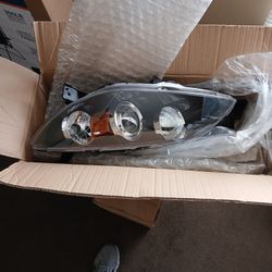 Brand New 2005 Mazda 3 PAIR of Headlight Housing 