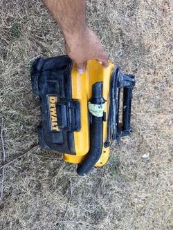 DEWALT 18/20V MAX Cordless/Corded Wet-Dry Vacuum Cleaner
