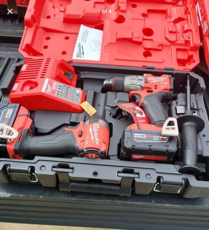 Milwaukee Hammerdrill And Impact Driver
