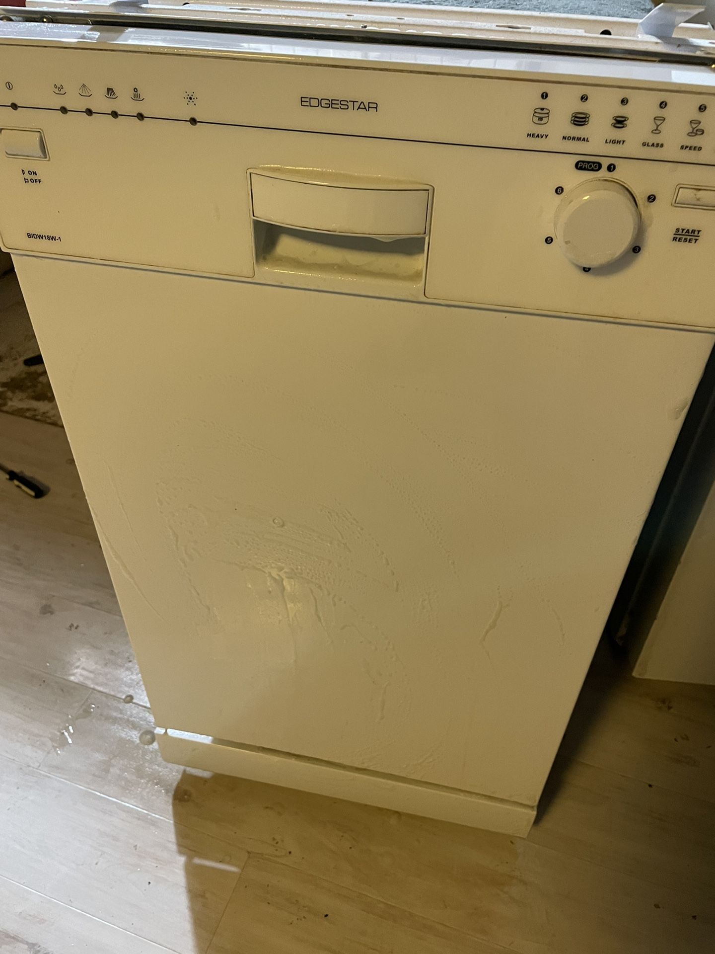 Edgestar Dishwasher 