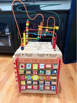 Anatex Deluxe Cube Activity Center