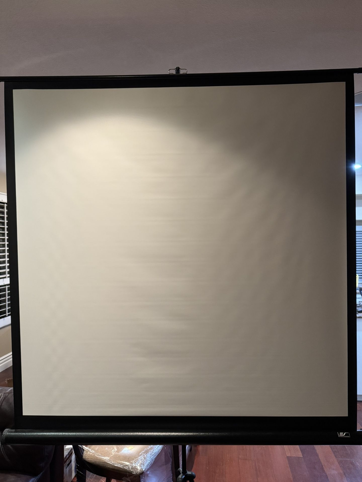 Elite Screens Projection Screen. 5’ Height