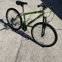 Roadmaster Granite peak 24 Kids Bike