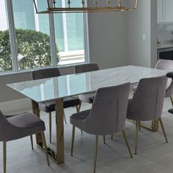 Dining Table And 6 Chairs