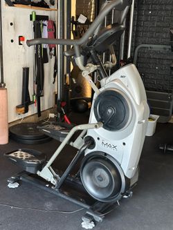 Bowflex Max Trainer M7