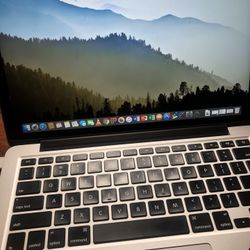 Apple MacBook Pro Retina 13” Laptop 2013