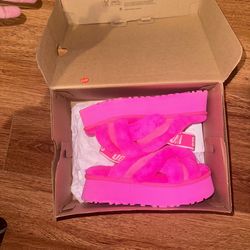 Ugg Disco Cross slides