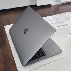 Apple - MacBook Pro (13-inch, M2, 2022) 8 CPU - 10 GPU | 8GB RAM | 256GB SSD Fair Silver