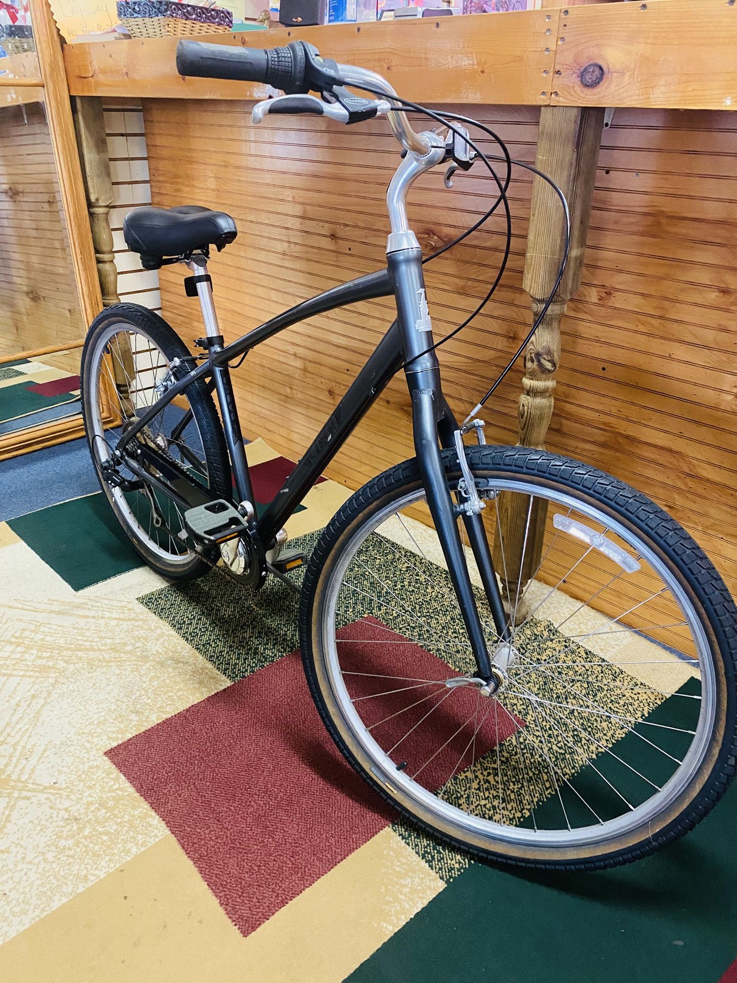 Men’s  Raleigh Circa  Hybrid  Bike 