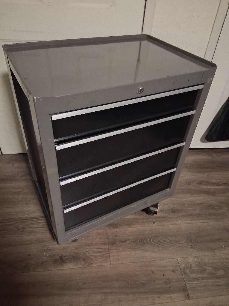 Husky Standard Duty 4-Drawer Rolling Tool Cabinet