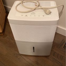 GE Dehumidifier 20 Pint Capacity