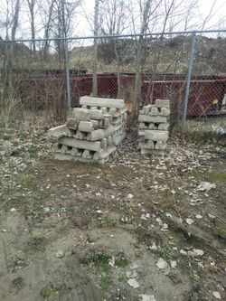 Landscape curb or curb