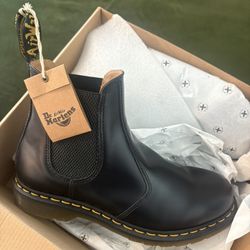 Doc Martin Chelsea Boots