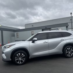 2020 HIGHLANDER XLE SPORT $28.995