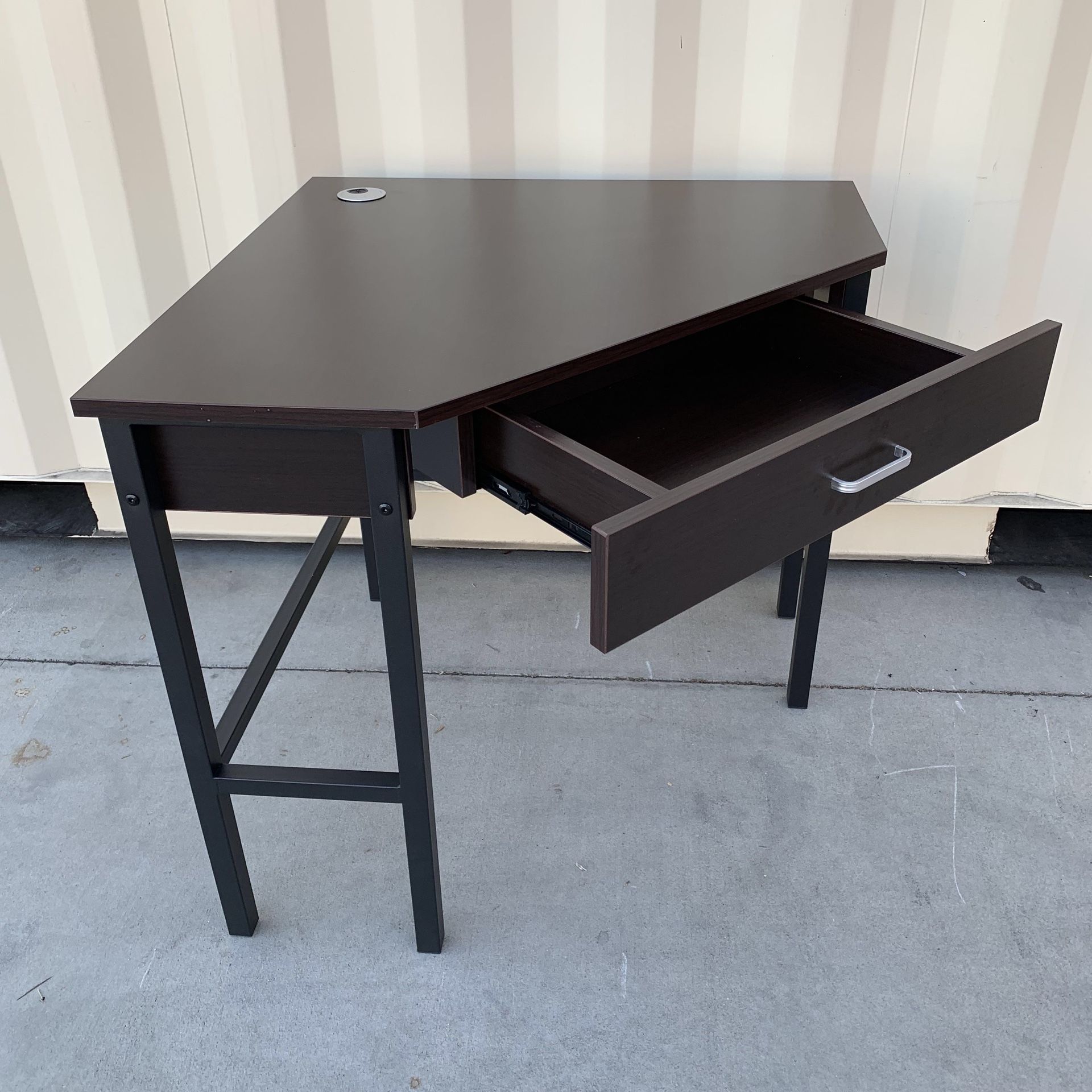 New In Box Space Saving Dark Brown Corner Office Computer Writing Desk With Drawer