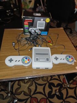 Super Mini SFC With 620 8 Bits Games 