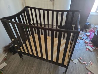 Crib