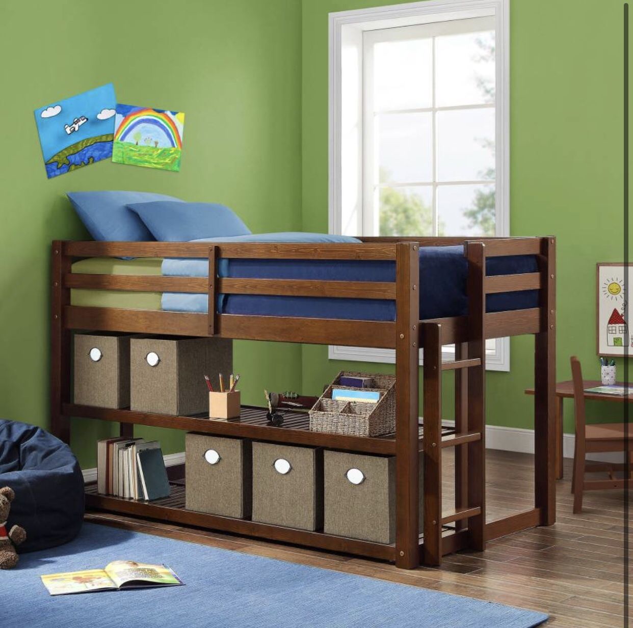 Twin loft bed with bookshelf - New