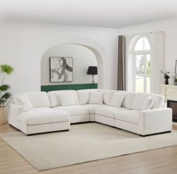 BRAND NEW 6 PIECES SECTIONAL COUCH IN ORIGINAL BOX