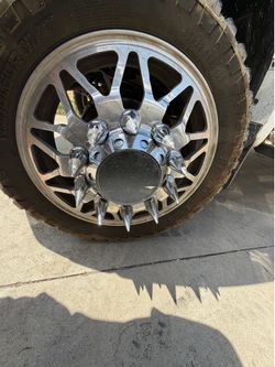 24" Dually rims from F-450