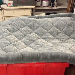 XL dog kennel mat/bed 