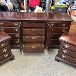 Kincade Solid Wood Bedroom Dresser Set