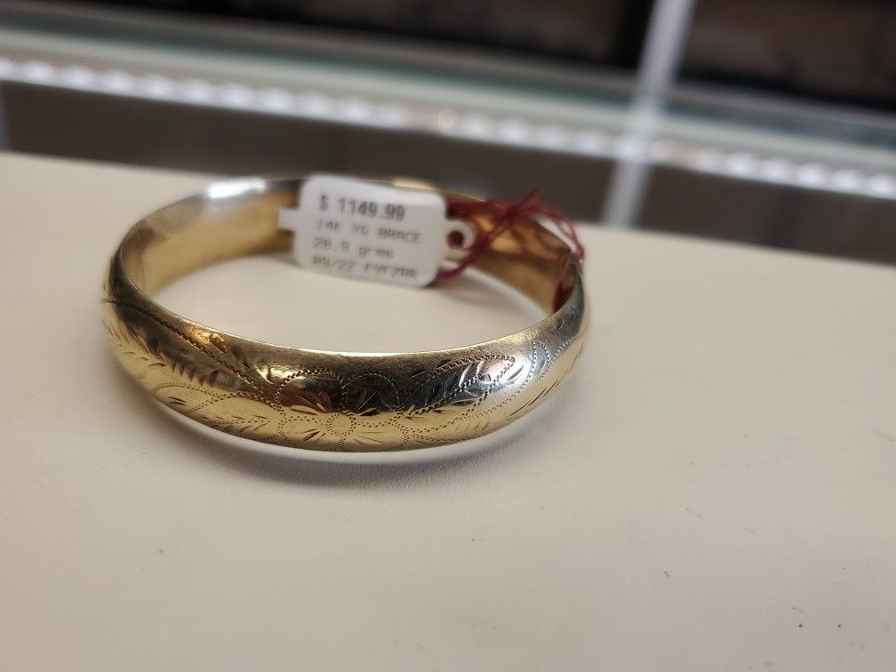 14k Gold Bangle Bracelet Grams Layaway Available 10%down If