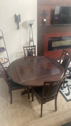5-Piece Dark Wood Dining Table Set with 4 Chairs