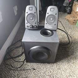 Logitech THX computer subwoofer & Speakers
