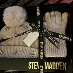 Steve Madden Beanie & Gloves - NWT