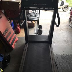True Select 500 Treadmill 