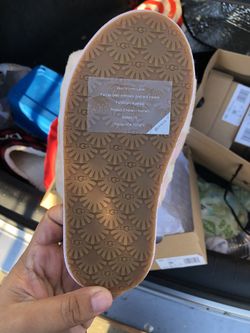 UGG SLIDES